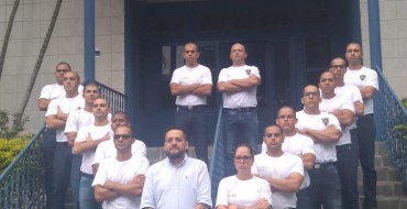 Instrutor Ricardo Caires dos Santos ministra curso na Polícia de Embu das Artes